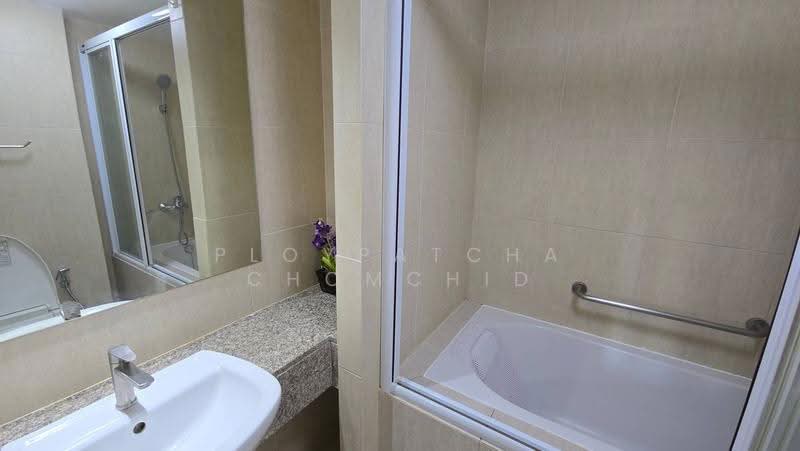 The Clover Thonglor Residence, bangkok, Soi Sukhumvit 55, Khlong Tan Nua, Watthana, Bangkok, 1 Bedroom, 46 sqm, Condo For Rent, by Ploypatcha Chomchid, 500585091 - DDproperty.com