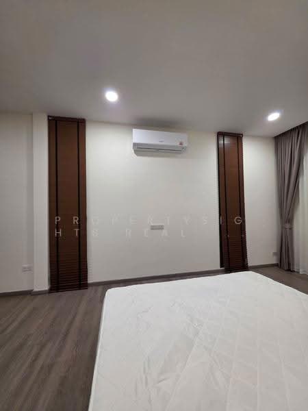 House with Swimming Pool BTS Bang Chak 3 bed / 4 bath, bangkok, Bang Chak, Phra Khanong, Bangkok, 3 Bedrooms, 168 sqm, Single Detached House For Rent, by PROPERTYSIGHTS REAL ESTATE, 500585136 - DDproperty.com