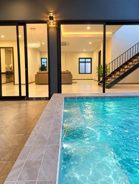 House with Swimming Pool BTS Bang Chak 3 bed / 4 bath, Bangkok, Bang Chak, Phra Khanong, Bangkok, 3 Bedrooms, 168 sqm, Single Detached House For Rent, by PROPERTYSIGHTS REAL ESTATE, 500585136 - DDproperty.com