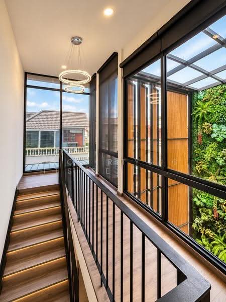 House with Swimming Pool BTS Bang Chak 3 bed / 4 bath, Bangkok, Bang Chak, Phra Khanong, Bangkok, 3 Bedrooms, 168 sqm, Single Detached House For Rent, by PROPERTYSIGHTS REAL ESTATE, 500585136 - DDproperty.com
