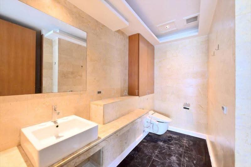 The Lakes, bangkok, 123 Ratchadaphisek Road, Khlong Toei, Bangkok, 2 Bedrooms, 176 sqm, Condo For Rent, by Ploypatcha Chomchid, 500585239 - DDproperty.com