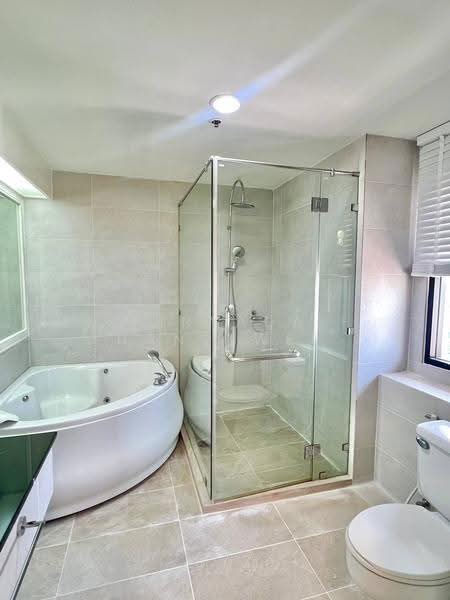 G.P. Grande Tower, bangkok, 55 Sukhumvit 23, Khlongtoei Nua, Watthana, Bangkok, 4 Bedrooms, 400 sqm, Apartment For Rent, by Pinyada Hantewee, 500585323 - DDproperty.com