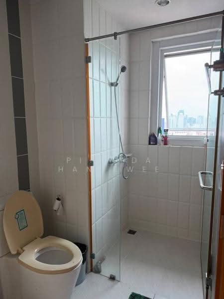 Circle Condominium, bangkok, 1674 Soi Petchaburi 36 Petchaburi Road, Makkasan, Ratchathewi, Bangkok, 2 Bedrooms, 75 sqm, Condo For Sale, by Pinyada Hantewee, 500585382 - DDproperty.com