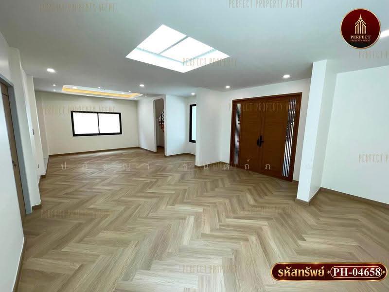 ลาดพร้าว 87, bangkok, Khlong Chaokhun Sing, Wang Thonglang, Bangkok, 5 Bedrooms, 250 sqm, Single Detached House For Sale, by ปภัชญา ธนัตถ์ภรณ์, 500585432 - DDproperty.com