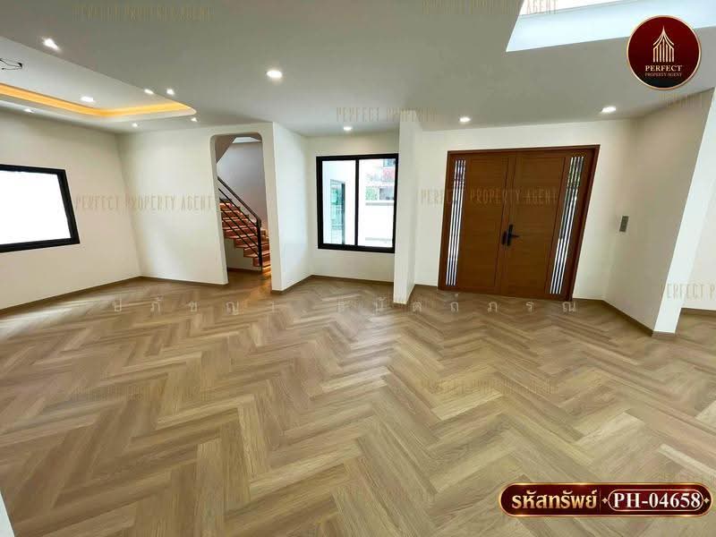 ลาดพร้าว 87, bangkok, Khlong Chaokhun Sing, Wang Thonglang, Bangkok, 5 Bedrooms, 250 sqm, Single Detached House For Sale, by ปภัชญา ธนัตถ์ภรณ์, 500585432 - DDproperty.com
