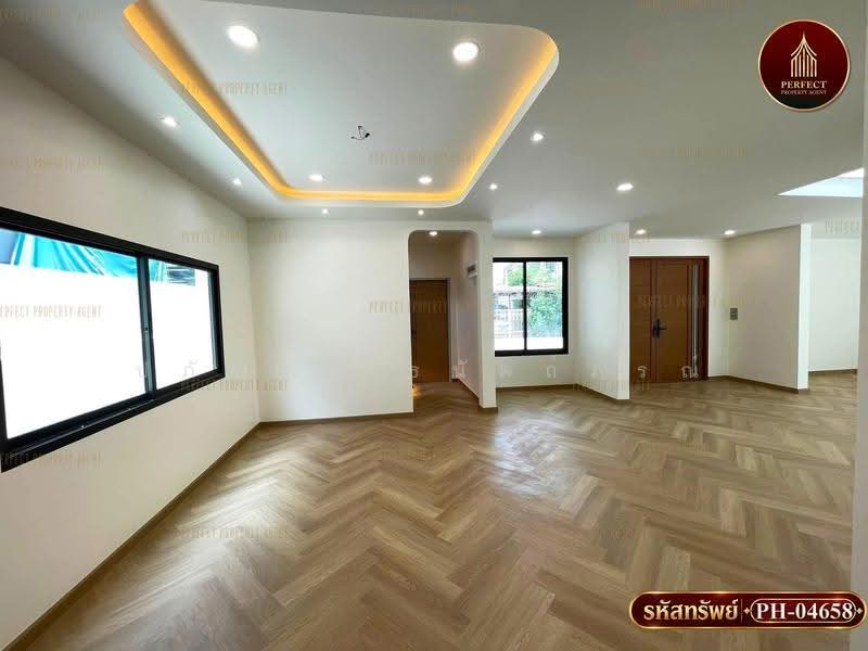ลาดพร้าว 87, bangkok, Khlong Chaokhun Sing, Wang Thonglang, Bangkok, 5 Bedrooms, 250 sqm, Single Detached House For Sale, by ปภัชญา ธนัตถ์ภรณ์, 500585432 - DDproperty.com