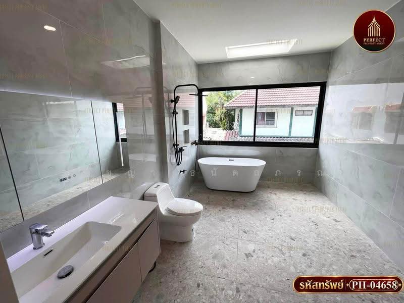 ลาดพร้าว 87, bangkok, Khlong Chaokhun Sing, Wang Thonglang, Bangkok, 5 Bedrooms, 250 sqm, Single Detached House For Sale, by ปภัชญา ธนัตถ์ภรณ์, 500585432 - DDproperty.com