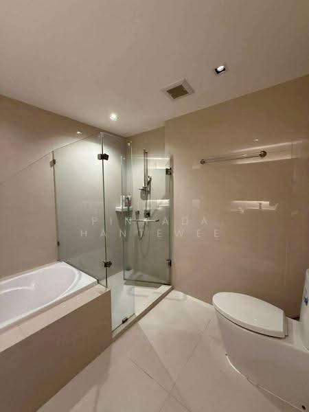 Vtara Sukhumvit 36, bangkok, 118 Soi Saen Sabai, Phra Kanong, Khlong Toei, Bangkok, 2 Bedrooms, 65 sqm, Condo For Sale, by Pinyada Hantewee, 500585435 - DDproperty.com
