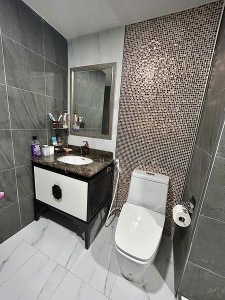 Witthayu Complex, bangkok, 1673 New Petchaburi Road, Makkasan, Ratchathewi, Bangkok, 2 Bedrooms, 67 sqm, Condo For Sale, by Nicha Na Lampang, 500585565 - DDproperty.com