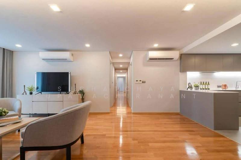 Piya Apartment Sukhumvit 15, bangkok, 99 Sukhumvit 15, Khlongtoei Nua, Watthana, Bangkok, 4 Bedrooms, 198 sqm, Condo For Rent, by Suchatchaya Supawachiranant, 500585592 - DDproperty.com
