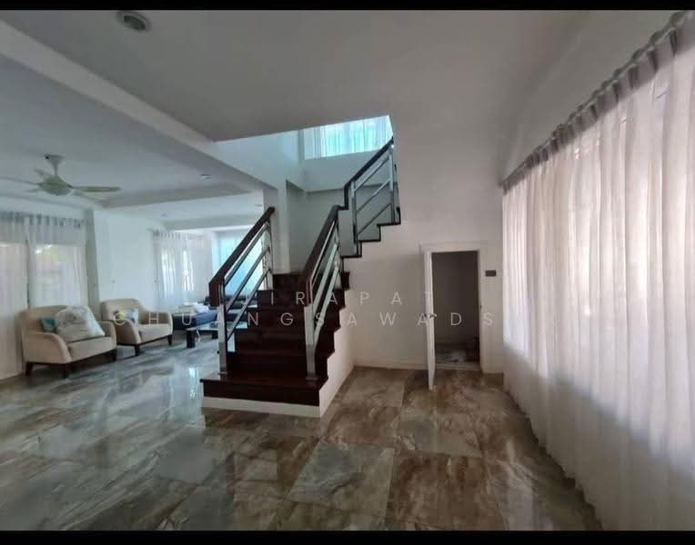 4-BR House, chon-buri, Nong Pru, Bang Lamung (Pattaya), Chon Buri (Pattaya), 4 Bedrooms, 250 sqm, Single Detached House For Rent, by Jirapat Chuangsawadsak, 500585683 - DDproperty.com