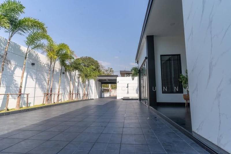 4-BR Villa, chon-buri, Nong Pru, Bang Lamung (Pattaya), Chon Buri (Pattaya), 4 Bedrooms, 480 sqm, Villa For Sale, by Boonyanuch Unna, 500585686 - DDproperty.com