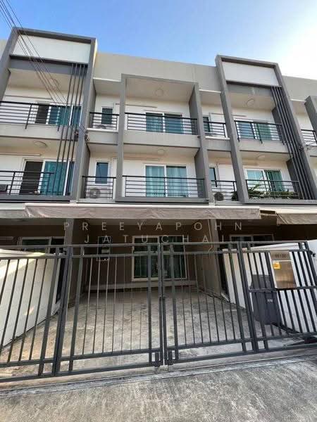 3-BR Townhouse, bangkok, Nong Bon, Prawet, Bangkok, 3 Bedrooms, 178 sqm, Townhouse For Sale, by Preeyapohn Jatuchai, 500585705 - DDproperty.com