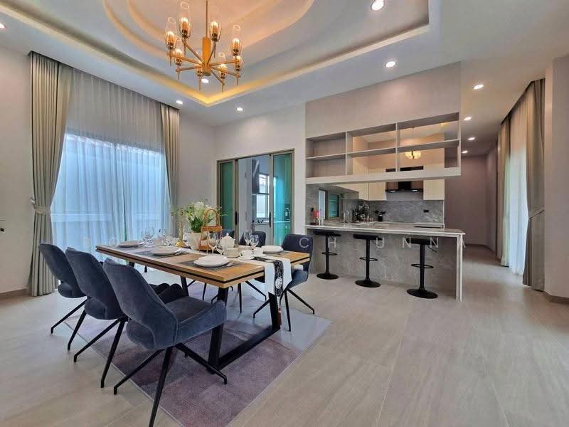 4-BR Villa, Chon Buri (Pattaya), Nong Pru, Bang Lamung (Pattaya), Chon Buri (Pattaya), 4 Bedrooms, 299 sqm, Villa For Sale, by Boonyanuch Unna, 500585719 - DDproperty.com