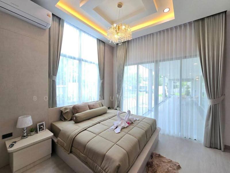 4-BR Villa, Chon Buri (Pattaya), Nong Pru, Bang Lamung (Pattaya), Chon Buri (Pattaya), 4 Bedrooms, 299 sqm, Villa For Sale, by Boonyanuch Unna, 500585719 - DDproperty.com
