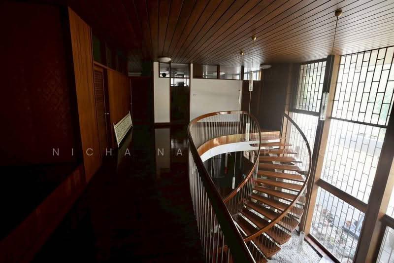 4-BR House, bangkok, Khlong Tan Nua, Watthana, Bangkok, 4 Bedrooms, 2,376 sqm, Single Detached House For Sale, by Nicha Na Lampang, 500585747 - DDproperty.com