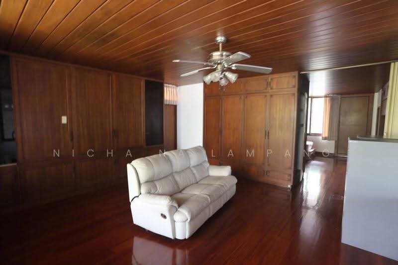 4-BR House, bangkok, Khlong Tan Nua, Watthana, Bangkok, 4 Bedrooms, 2,376 sqm, Single Detached House For Sale, by Nicha Na Lampang, 500585747 - DDproperty.com