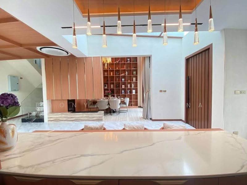 undefined, chon-buri, Poong, Bang Lamung (Pattaya), Chon Buri (Pattaya), 5 Bedrooms, 300 sqm, Villa For Sale, by Boonyanuch Unna, 500585758 - DDproperty.com
