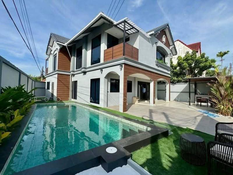 5-BR Villa, chon-buri, Nong Pru, Bang Lamung (Pattaya), Chon Buri (Pattaya), 5 Bedrooms, 280 sqm, Villa For Sale, by Boonyanuch Unna, 500585785 - DDproperty.com
