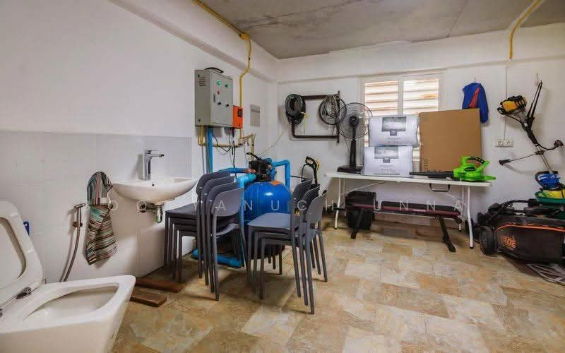 2-BR House, chon-buri, Poong, Bang Lamung (Pattaya), Chon Buri (Pattaya), 2 Bedrooms, 280 sqm, Single Detached House For Sale, by Boonyanuch Unna, 500585799 - DDproperty.com