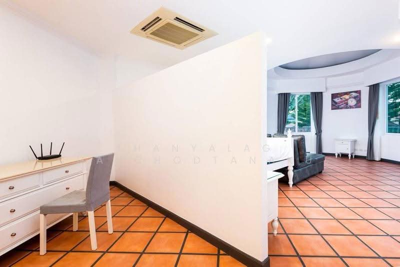 4-BR Villa, chon-buri, Poong, Bang Lamung (Pattaya), Chon Buri (Pattaya), 4 Bedrooms, 425 sqm, Villa For Sale, by Thanyalag Chanchodtanakul, 500585812 - DDproperty.com