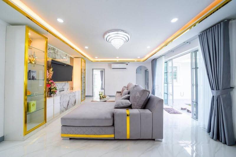 4-BR Villa, chon-buri, Nong Pru, Bang Lamung (Pattaya), Chon Buri (Pattaya), 4 Bedrooms, 350 sqm, Villa For Sale, by Thanyalag Chanchodtanakul, 500585839 - DDproperty.com