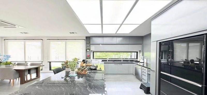 6-BR House, bangkok, Bang Lam Phu Lang, Khlong San, Bangkok, 6 Bedrooms, 530 sqm, Single Detached House For Sale, by Nicha Na Lampang, 500585886 - DDproperty.com