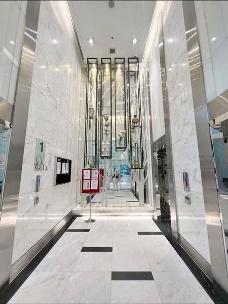 Life Ratchadapisek, bangkok, 279 Ratchadapisaek Road, Huai Khwang, Bangkok, 2 Bedrooms, 56 sqm, Condo For Rent, by Jettapat Jaroonpipatkun, 500585888 - DDproperty.com