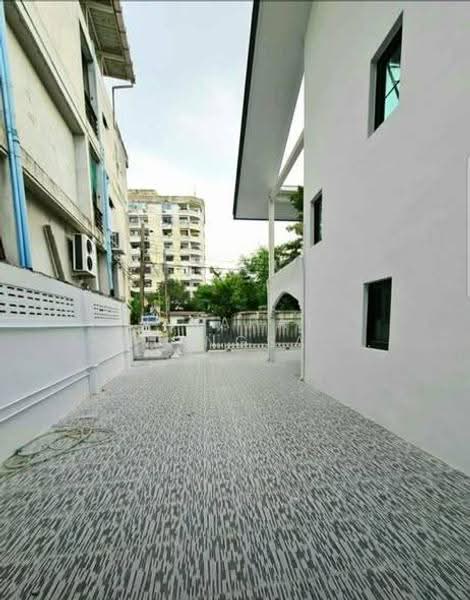 undefined, chon-buri, Nong Pru, Bang Lamung (Pattaya), Chon Buri (Pattaya), 1 Bedroom, 180 sqm, Single Detached House For Rent, by Jirapat Chuangsawadsak, 500585965 - DDproperty.com