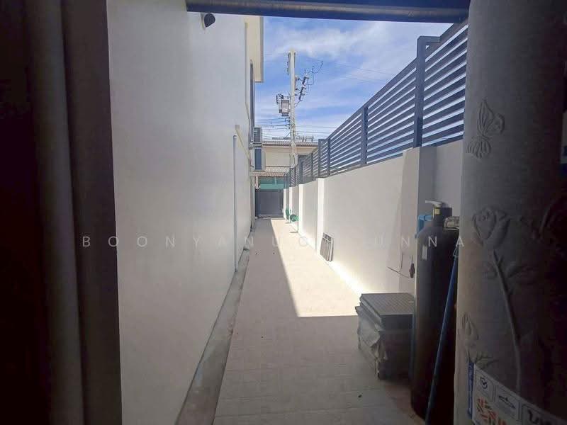 3-BR Townhouse, chon-buri, Nong Pru, Bang Lamung (Pattaya), Chon Buri (Pattaya), 3 Bedrooms, 124 sqm, Townhouse For Sale, by Boonyanuch Unna, 500585967 - DDproperty.com