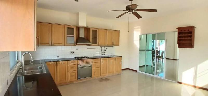 5-BR House, chon-buri, Poong, Bang Lamung (Pattaya), Chon Buri (Pattaya), 5 Bedrooms, 434 sqm, Single Detached House For Sale, by Thanyalag Chanchodtanakul, 500585975 - DDproperty.com