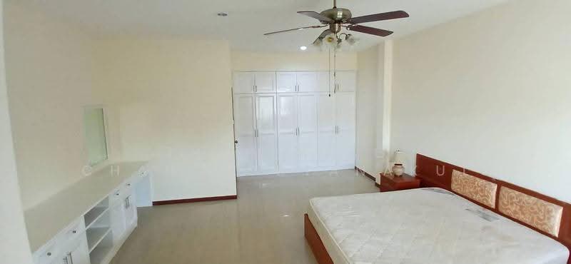 5-BR House, chon-buri, Poong, Bang Lamung (Pattaya), Chon Buri (Pattaya), 5 Bedrooms, 434 sqm, Single Detached House For Sale, by Thanyalag Chanchodtanakul, 500585975 - DDproperty.com