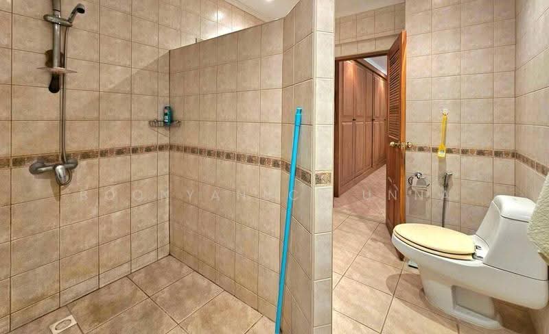 View Talay 2, chon-buri, Thap Phraya Road, Nong Pru, Bang Lamung (Pattaya), Chon Buri (Pattaya), 2 Bedrooms, 306 sqm, Condo For Sale, by Boonyanuch Unna, 500585988 - DDproperty.com