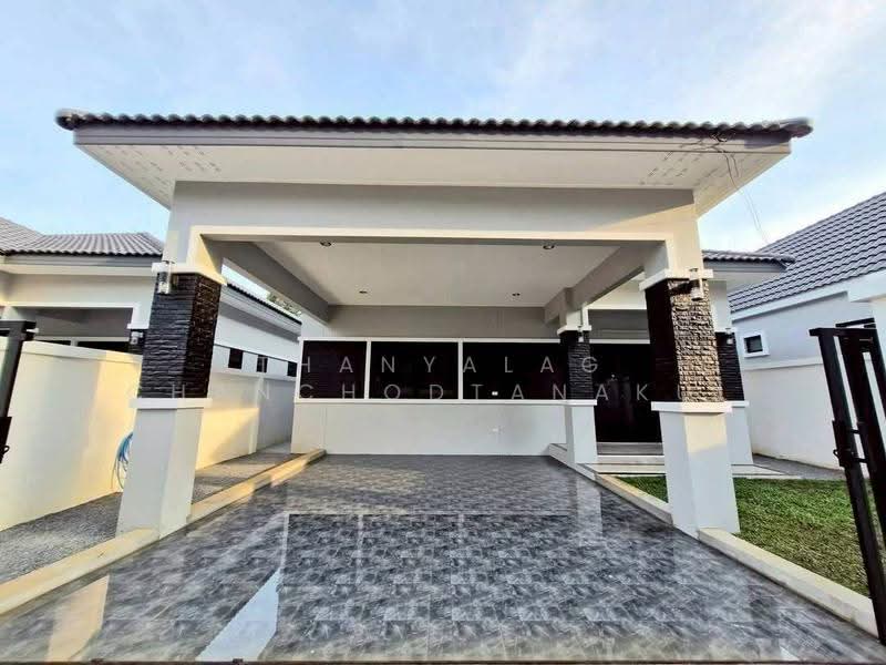 3-BR House, chon-buri, Huai Yai, Bang Lamung (Pattaya), Chon Buri (Pattaya), 3 Bedrooms, 165 sqm, Single Detached House For Sale, by Thanyalag Chanchodtanakul, 500586001 - DDproperty.com