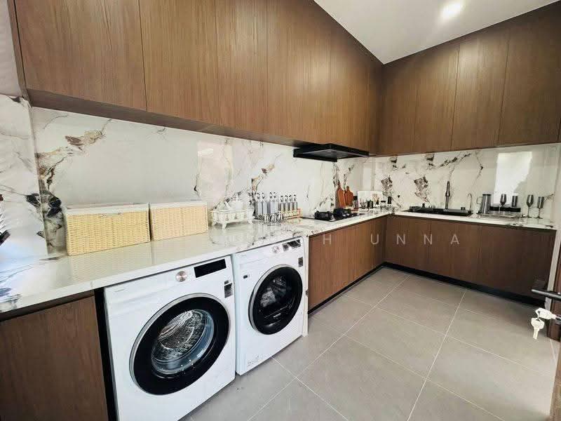 Palm Lakeside Villas, chon-buri, Poong, Bang Lamung (Pattaya), Chon Buri (Pattaya), 4 Bedrooms, 300 sqm, Villa For Sale, by Boonyanuch Unna, 500586002 - DDproperty.com