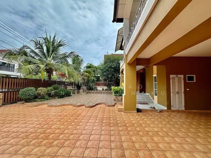 5-BR House, chon-buri, Surasak, Si Racha, Chon Buri (Pattaya), 5 Bedrooms, 377 sqm, Single Detached House For Sale, by Thanyalag Chanchodtanakul, 500586013 - DDproperty.com