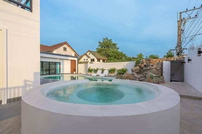 5-BR House, chon-buri, Nong Pru, Bang Lamung (Pattaya), Chon Buri (Pattaya), 5 Bedrooms, 424 sqm, Single Detached House For Sale, by Thanyalag Chanchodtanakul, 500586023 - DDproperty.com