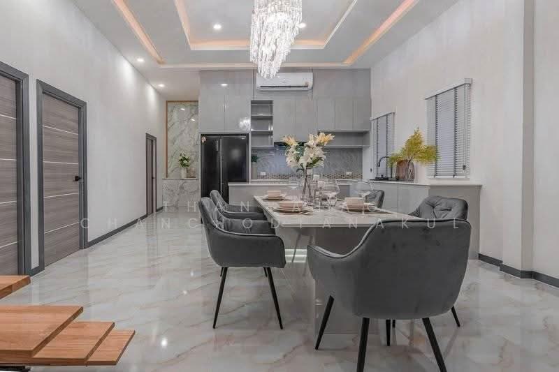5-BR House, chon-buri, Nong Pru, Bang Lamung (Pattaya), Chon Buri (Pattaya), 5 Bedrooms, 424 sqm, Single Detached House For Sale, by Thanyalag Chanchodtanakul, 500586023 - DDproperty.com