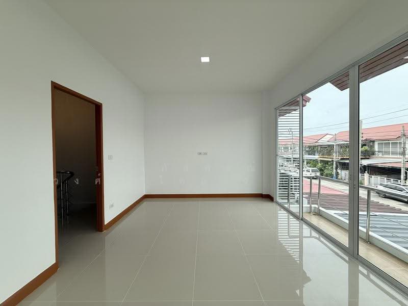หมู่บ้านร่มทิพย์ ปาร์ค ถนนหทัยราษฎร์33 คลองสามวา, กรุงเทพ, หทัยราษฎร์33, บางชัน, คลองสามวา, กรุงเทพ, 120 ตร.ม., ทาวน์เฮ้าส์ ขาย, โดย นภัสศรณ์ วงศ์สินไทยกร (นันท์), 500586033 - DDproperty.com