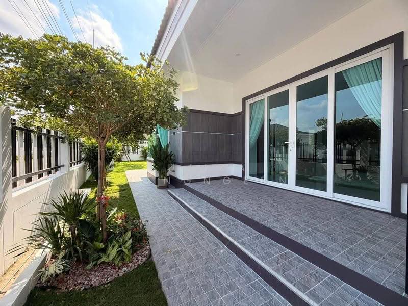 undefined, chon-buri, Poong, Bang Lamung (Pattaya), Chon Buri (Pattaya), 3 Bedrooms, 200 sqm, Single Detached House For Sale, by Sujika Puangngern, 500586075 - DDproperty.com