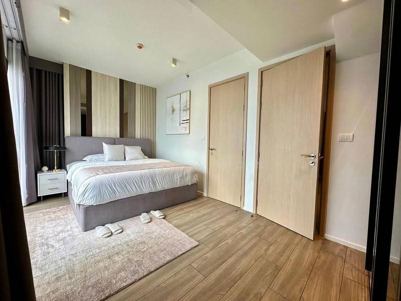 The Lofts Silom, bangkok, Pramuan Road, Silom, Bang Rak, Bangkok, 2 Bedrooms, 123 sqm, Condo For Sale, by Pichamon Chawbantard, 500586076 - DDproperty.com