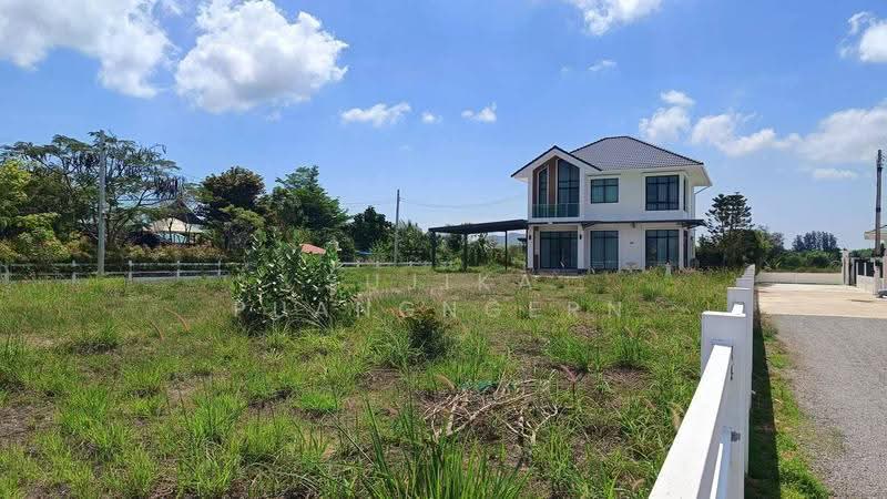 3-BR House, prachuap-khiri-khan, Wang-Pong, Pran Buri, Prachuap Khiri Khan, 3 Bedrooms, 190 sqm, Single Detached House For Rent, by Sujika Puangngern, 500586186 - DDproperty.com