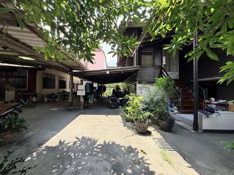 ที่ดิน 240 ตรว.พร้อมสิ่งปลูกสร้าง ใจกลางคุเมือง ถนนอารักษ์ เชียงใหม่, เชียงใหม่, ศรีภูมิ, เมืองเชียงใหม่, เชียงใหม่, 500 ตร.ม., บ้านเดี่ยว ขาย, โดย จีระนันท์ หล้ากันหา, 500586225 - DDproperty.com
