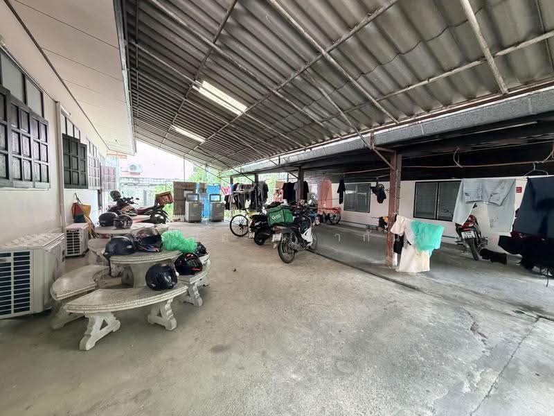 ที่ดิน 240 ตรว.พร้อมสิ่งปลูกสร้าง ใจกลางคุเมือง ถนนอารักษ์ เชียงใหม่, เชียงใหม่, ศรีภูมิ, เมืองเชียงใหม่, เชียงใหม่, 500 ตร.ม., บ้านเดี่ยว ขาย, โดย จีระนันท์ หล้ากันหา, 500586225 - DDproperty.com