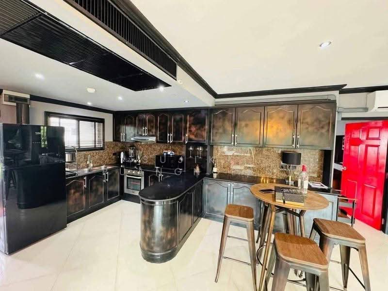 Executive Residence I : เอคเซคคิวทิฟ เรสซิเดนซ์1, ชลบุรี, 4 พระตำหนัก, หนองปรือ, บางละมุง, ชลบุรี, 150 ตร.ม., คอนโด ขาย, โดย Sujika Puangngern, 500586284 - DDproperty.com