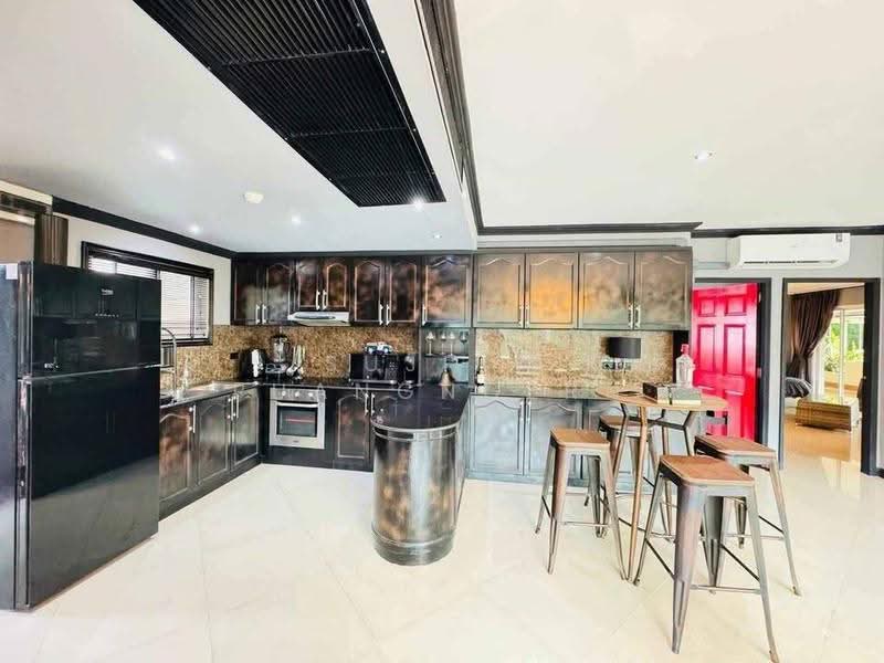 Executive Residence I, chon-buri, 4 Pratumnak, Nong Pru, Bang Lamung (Pattaya), Chon Buri (Pattaya), 2 Bedrooms, 150 sqm, Condo For Sale, by Sujika Puangngern, 500586284 - DDproperty.com