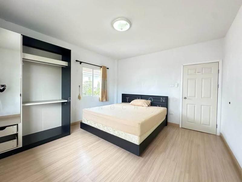 EDGE Central Pattaya, chon-buri, Pattaya Sai Song, Bang Lamung, Bang Lamung (Pattaya), Chon Buri (Pattaya), 3 Bedrooms, 204 sqm, Condo For Rent, by Kradumthong Wongchan, 500586287 - DDproperty.com