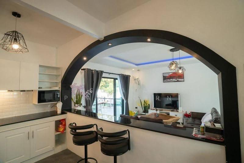 6-BR Villa, chon-buri, Huai Yai, Bang Lamung (Pattaya), Chon Buri (Pattaya), 6 Bedrooms, 350 sqm, Villa For Rent, by Sujika Puangngern, 500586373 - DDproperty.com
