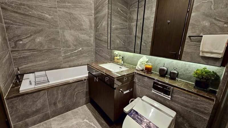 The Esse Sukhumvit 36, bangkok, Soi Sukhumvit 36, Sukhumvit Road, Phra Kanong, Khlong Toei, Bangkok, 1 Bedroom, 38 sqm, Condo For Rent, by Jettapat Jaroonpipatkun, 500586478 - DDproperty.com