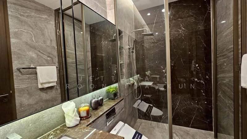 The Esse Sukhumvit 36 : ดิ เอส สุขุมวิท 36, กรุงเทพ, ซอยสุขุมวิท 36 ถนนสุขุมวิท, พระโขนง, คลองเตย, กรุงเทพ, 38 ตร.ม., คอนโด ให้เช่า, โดย Jettapat Jaroonpipatkun, 500586478 - DDproperty.com